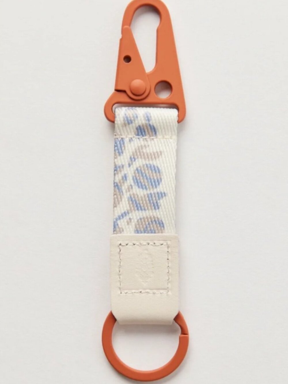 NEW - Free People - FP MOVEMENT | Thread Collab Keychain Clip